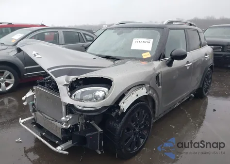 2017 Mini Countryman Cooper S из США, поврежденный, VIN WMZYT3C32H3B66468